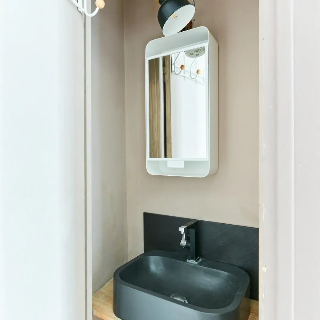 Bnbnook - Modern For 4 - Walk To Pompidou & Louvre * Paris
